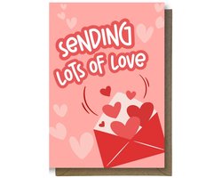 Luxe valentijns Wenskaart - valentijnskaart - Sending lots of love - 12x17cm - gevouwen kaart Inclusief gekleurde envelop