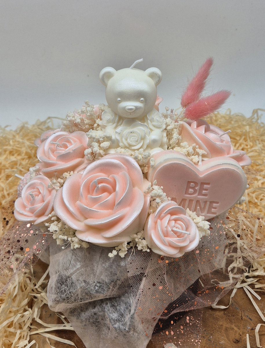 My Valentine - TT Treasure - Kaarsenboeket - Candle bouquet - Valentijn cadeau - Geschenk - Bloem kaarsen boeket - Valentijn - Valentijnsdag cadeau - Cadeau voor haar