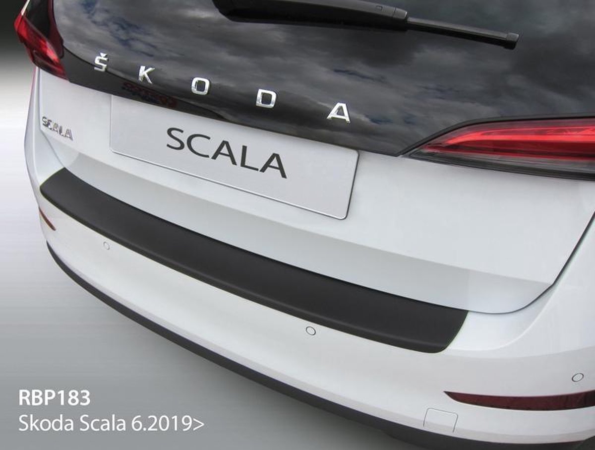 RGM ABS Achterbumper beschermlijst passend voor Skoda Scala 2019- Zwart