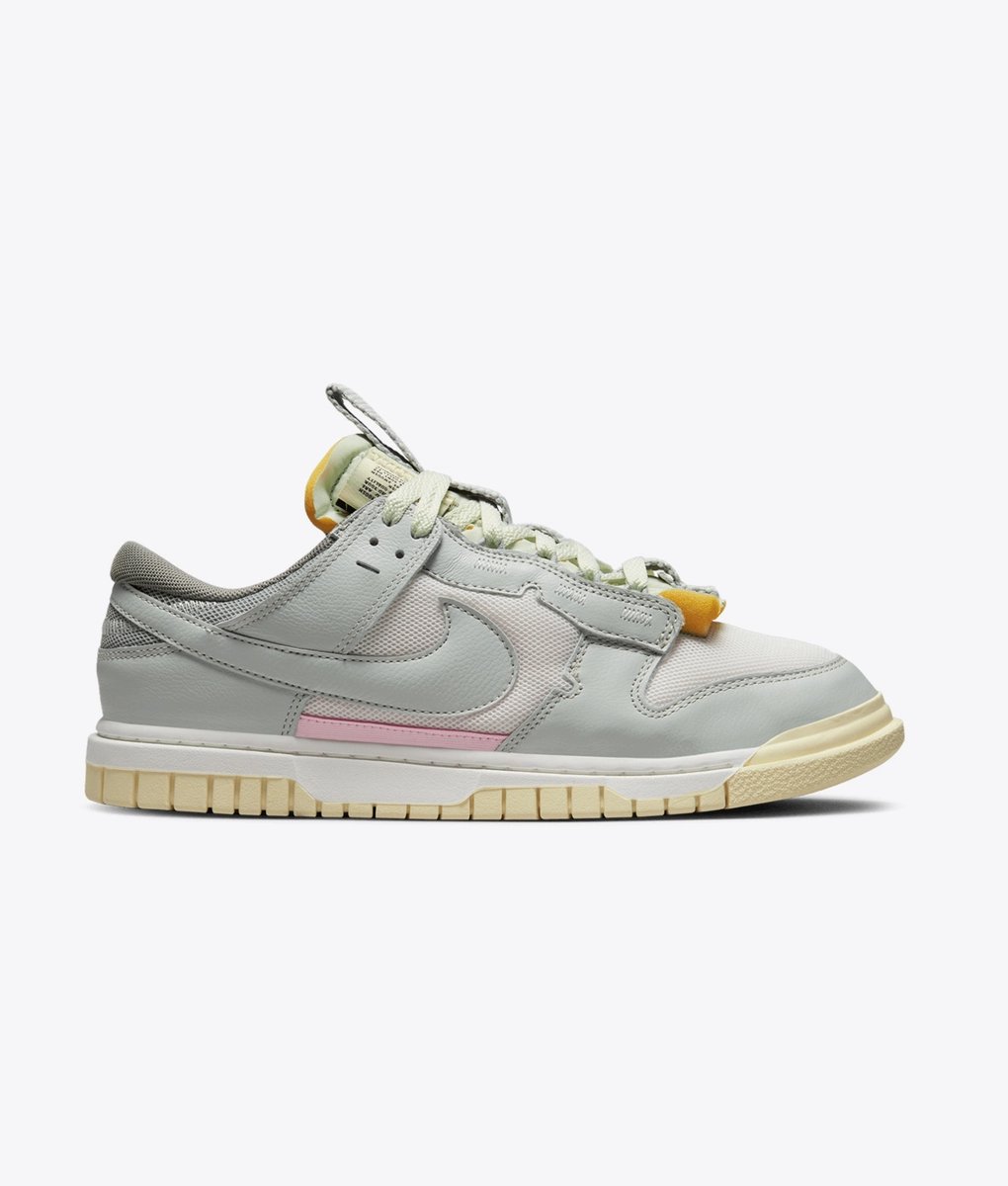 Nike Dunk Low Remastered Foam Zilver
