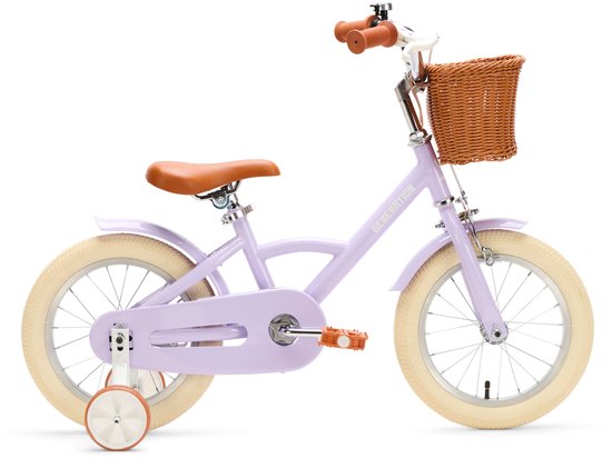 Vélo d'enfant lilas avec panier, selle et poignées marron. Pneus et roulettes couleur crème.