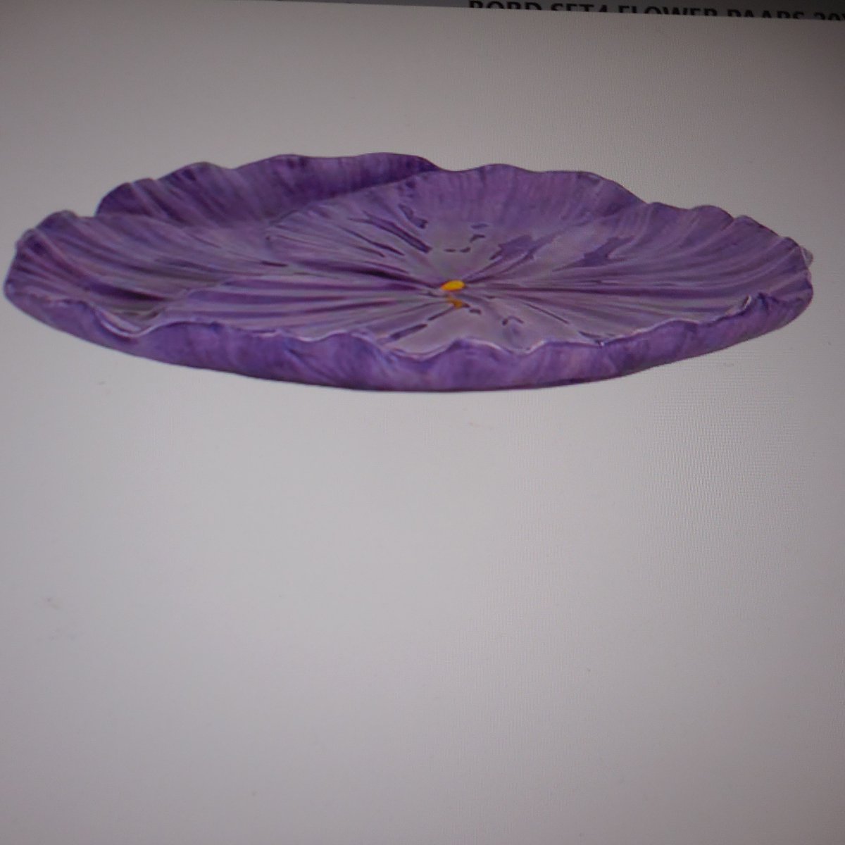 BORD SET4 FLOWER PAARS 20X21XH3CM DOLOMI ET