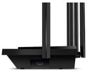 Zwarte router met vier antennes, aan de zijkant een USB 3.0 poort.