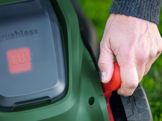 Bosch Rotak 18V-32 - Inclusief Mulchplug - Zonder accu en lader — afbeelding 2
