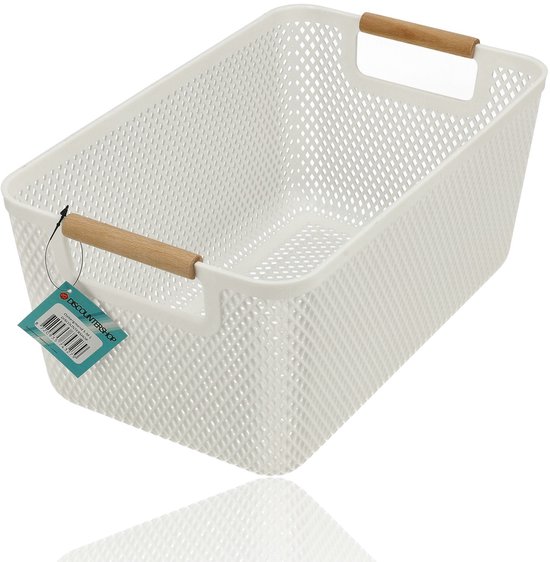 Witte kunststof opbergmand met houten handvatten en een label.