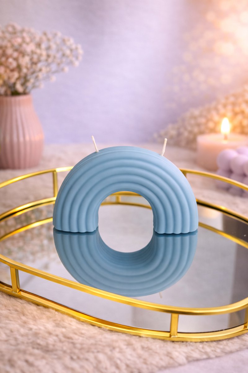 Regenboog Vorm Kaars!  | Viva Femme | Kaarsen | Decoratie | Cadeau | Wonen | Blauw