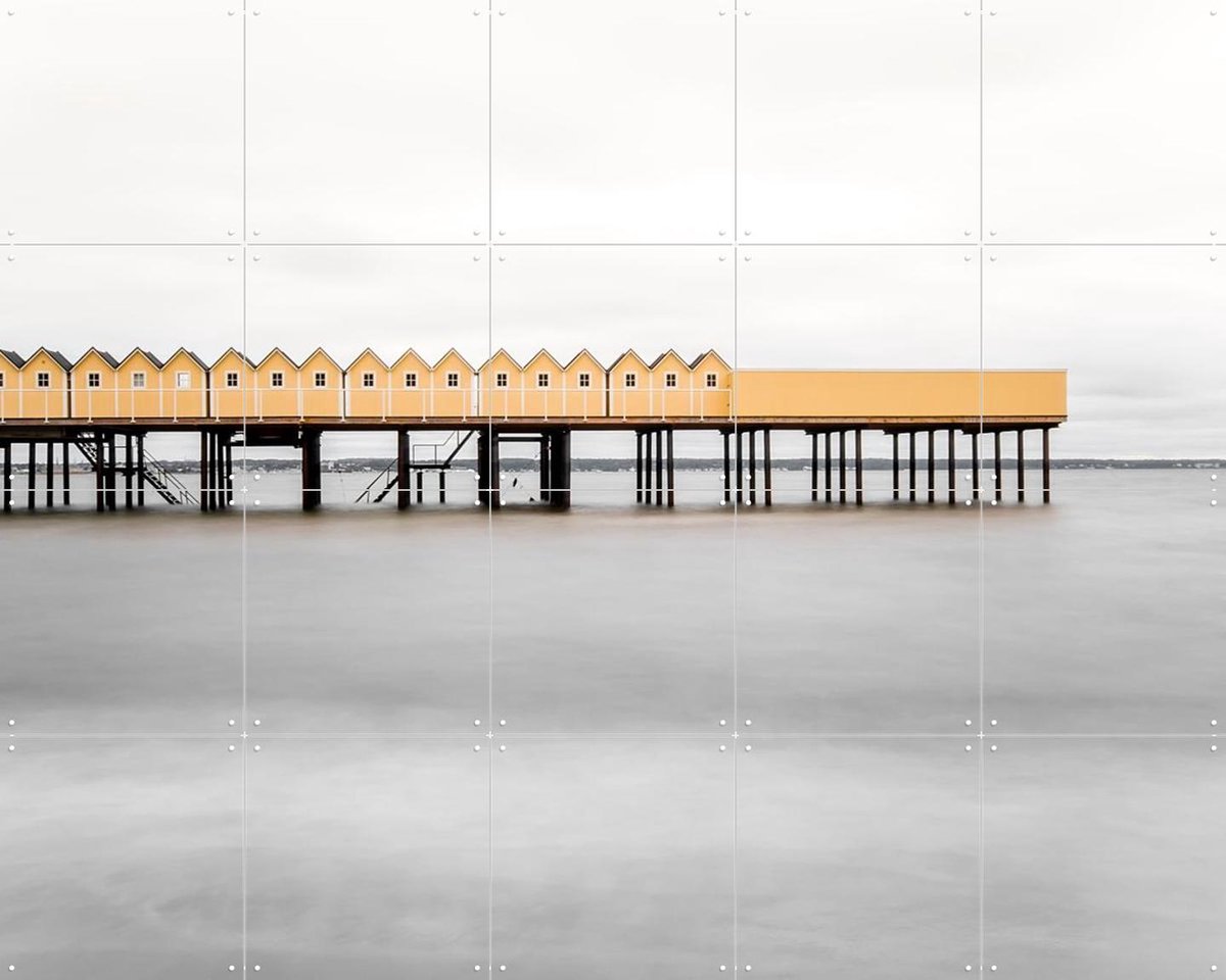 IXXI Skane Bathouses, Claire Droppert - 100 x 80 cm - Gratis ophangtool - Grote wanddecoratie en posters - Fotografie, Realisme, Naturalisme