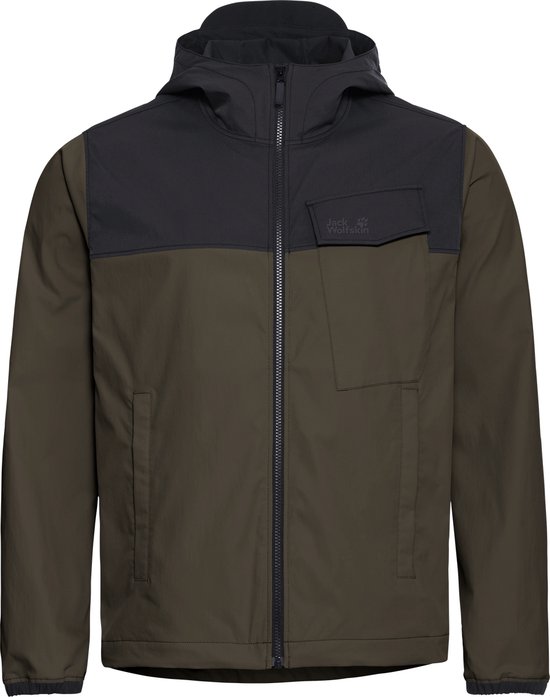 Veste à capuche homme en vert olive et noir. La veste a une fermeture éclair, deux poches avant et une poche poitrine à rabat.