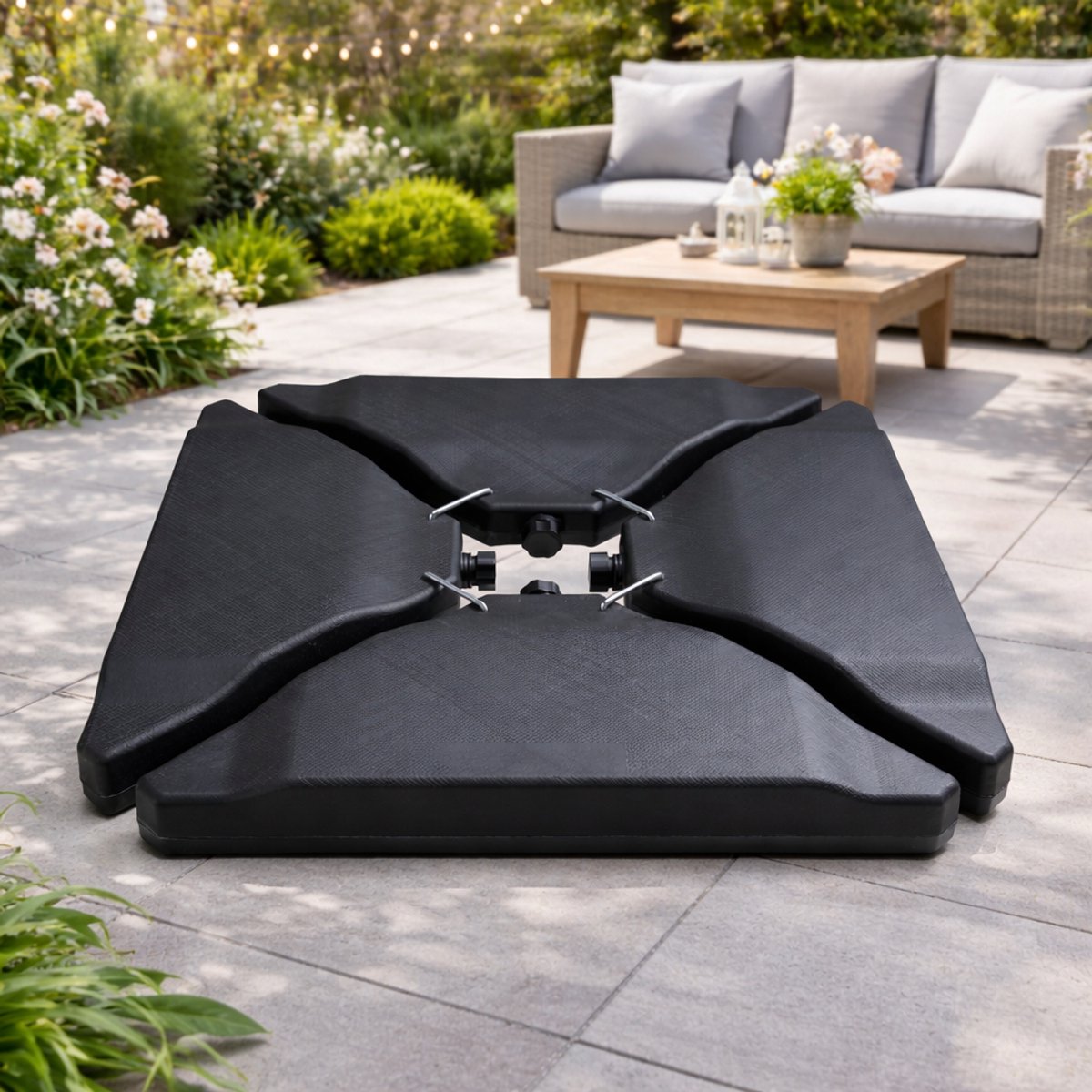 Fameilleur Parasoltegels voor Zweefparasol 4 Stuks 77x77x9 cm – Zware Parasolvoet 60 kg –Parasol Verzwaring Set Water of Zand – Parasol Standaard voor Kruisvoet –Zweefparasol Voet Zwart –Parasol Gewicht Tegels-Tuin Terras Balkon Horeca Parasol voet –