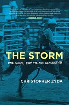 Boekcover: 'The Storm', met een ruiter in cowboyhoed, zittend op een paard. Tekst: 'THE STORM ONE VOICE FROM THE AIDS GENERATION CHRISTOPHER ZYDA'.