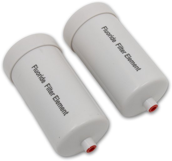 Twee witte "Fluoride Filter Element" filters op een witte achtergrond.