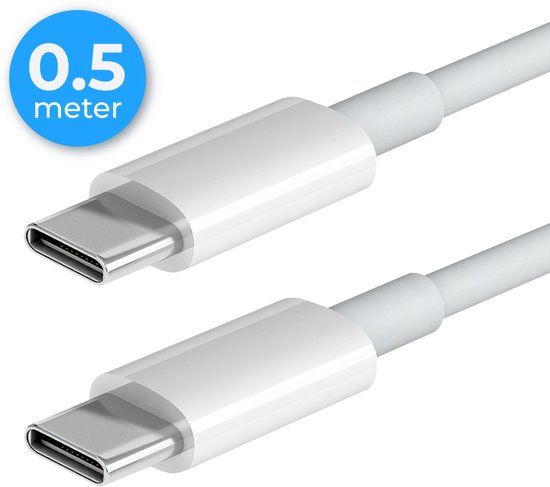Detailopname van een witte 0,5 meter lange USB-C naar USB-C kabel.