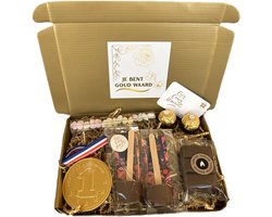 Goud waard choco brievenbus cadeau - chocolade - chocoladestick - marshmallows - ferrero rocher - valentijn