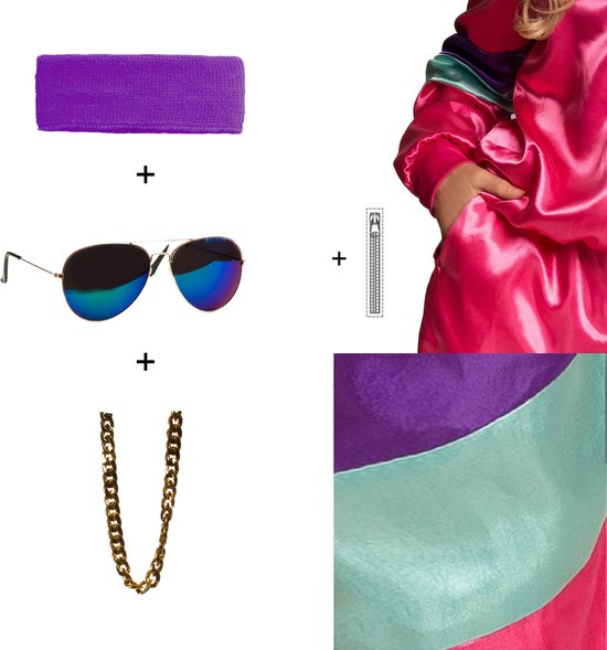 Paarse hoofdband, zonnebril en gouden ketting.