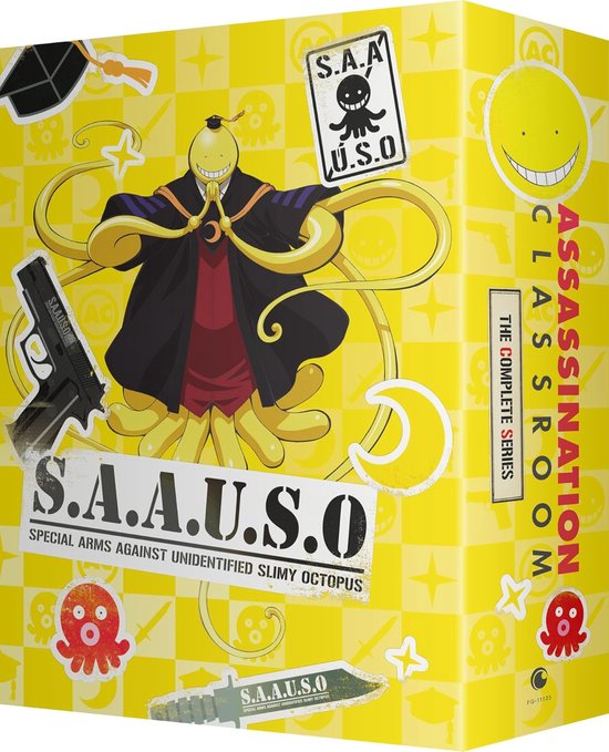 Gele doos van de complete serie Assassination Classroom, met Koro Sensei, wapens en schoolmotieven.