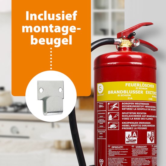 Smartwares 10.015.05 - Brandblusser Schuim 6L - Incl ophangbeugel - Brandklasse AB - BSI Gecertificeerd