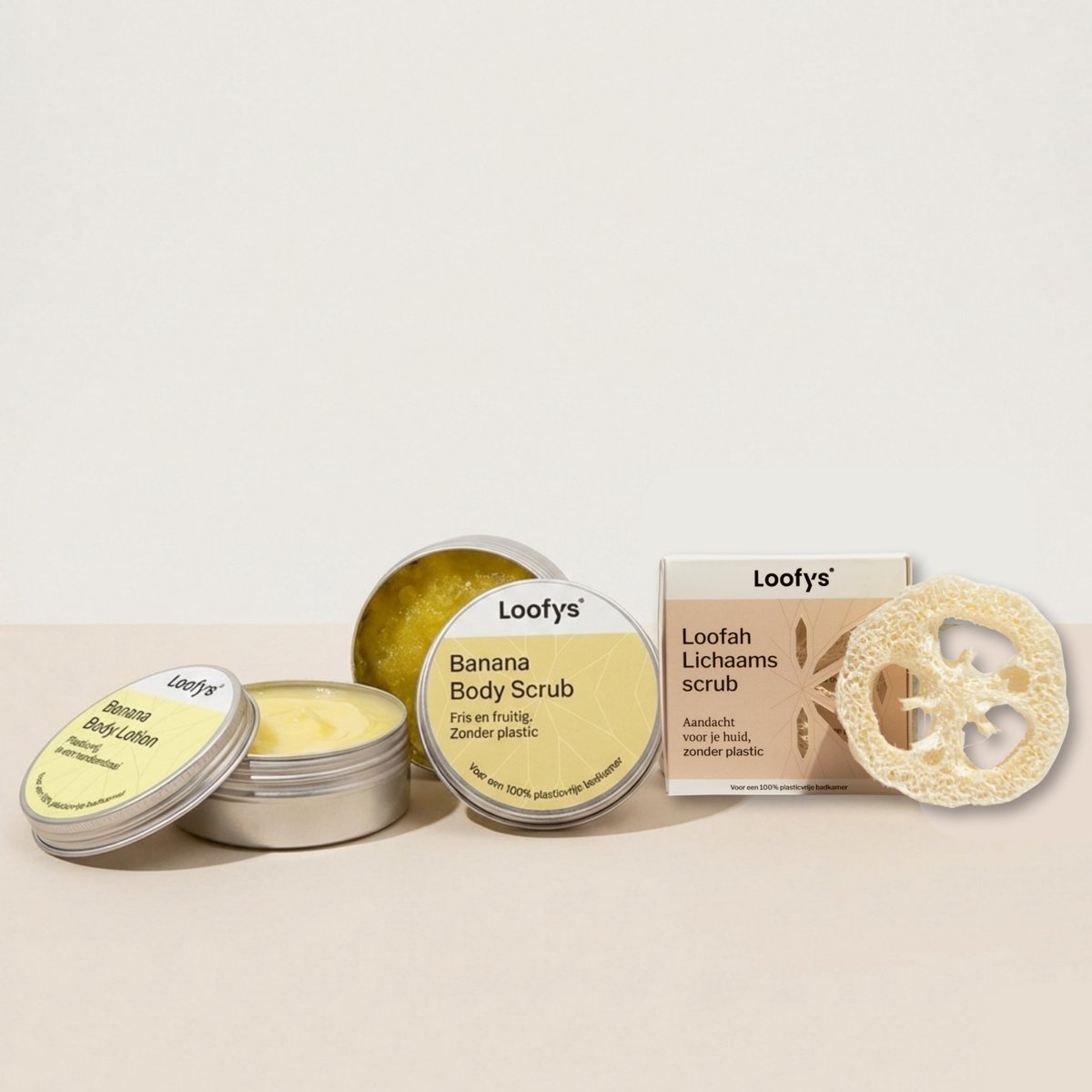 Alles-in-1 Lichaamsverzorging Cadeauset – Bodylotion 150ml + Bodyscrub 150ml + Loofah Spons- Banana