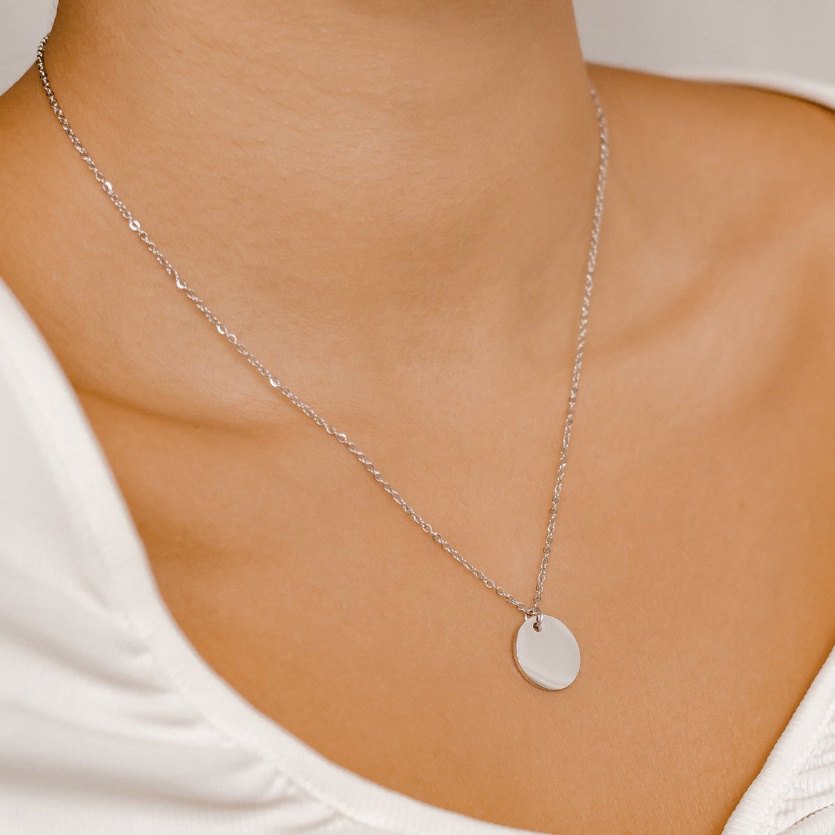 Hey Happiness Cirkel Hanger Ketting Dames Roestvrij Staal – Met Ronde Hanger – Waterdicht – Zilver