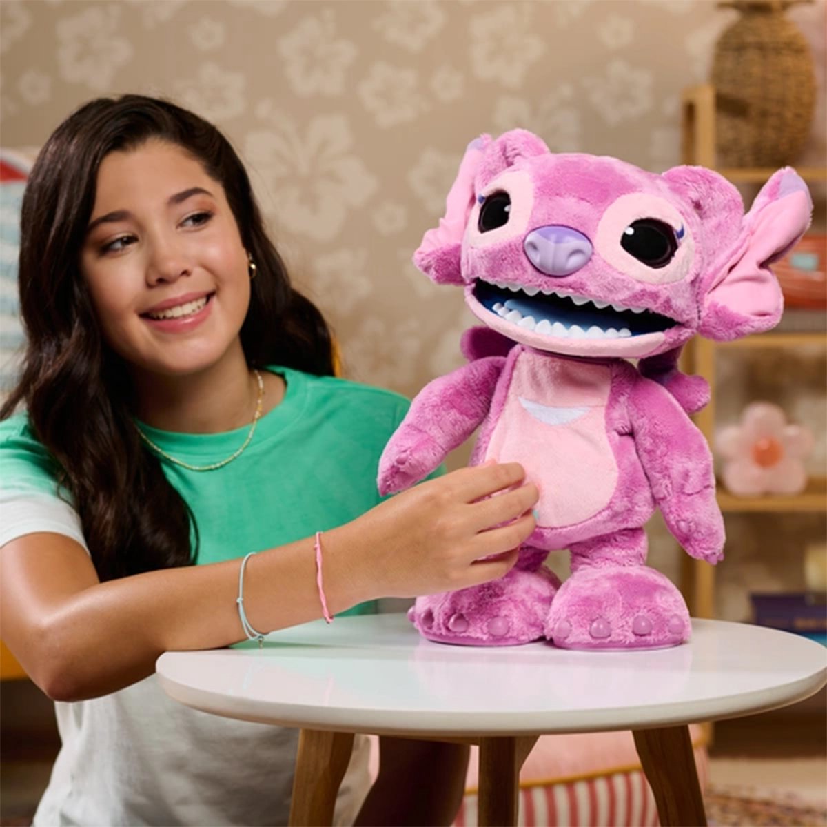 Disney Stitch - Ultimate Angel - Interactieve pluchen knuffel - Brabbelt zijn Angel taal, danst, zingt en beweegt — afbeelding 7