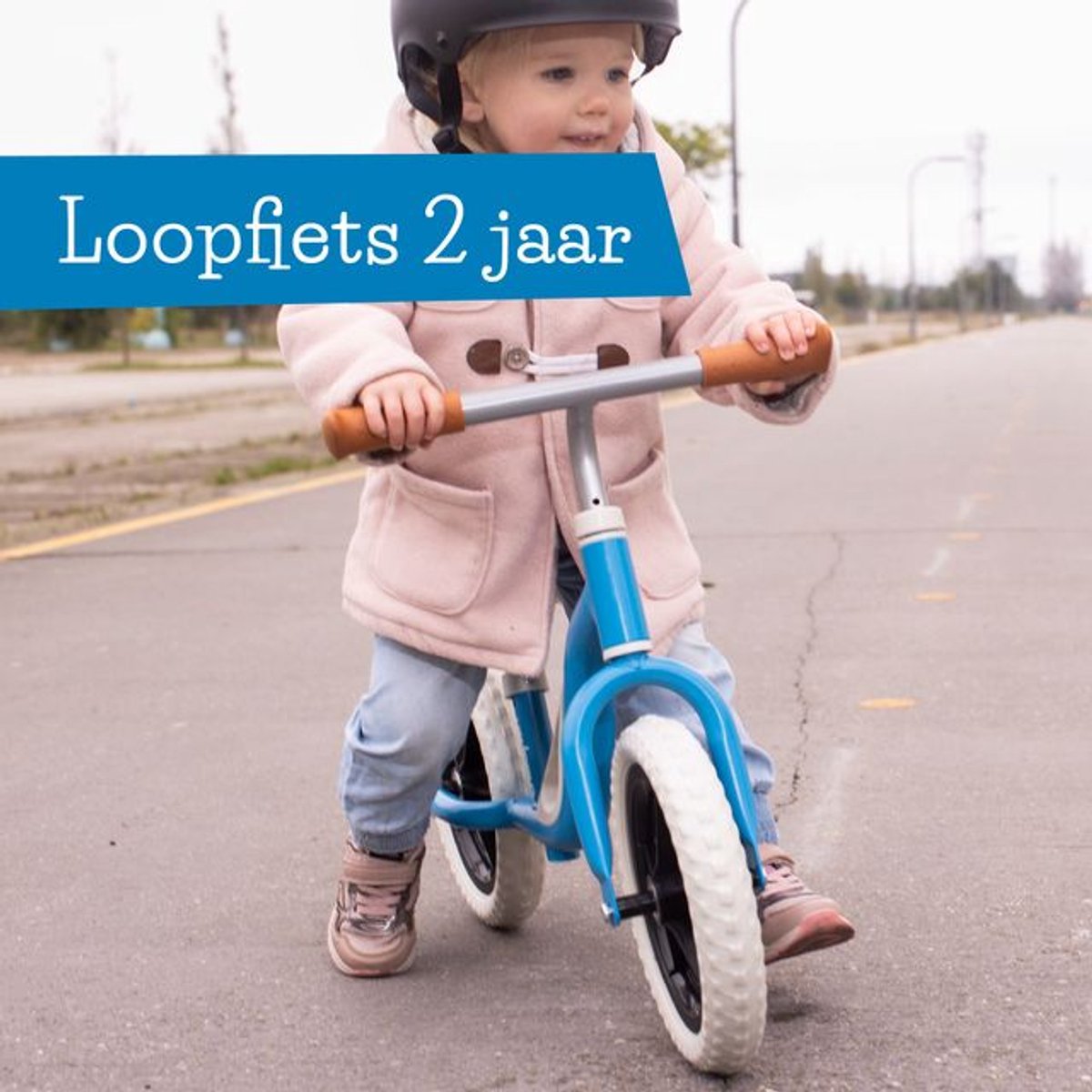 Chillafish Loopfiets 2 jaar - Lichtgewicht met verstelbaar zadel en stuur - Blauw- Loopfiets voor jongens en meisjes tot 4 jaar met handvat om te dragen en anti lek banden - Model Charlie — afbeelding 2