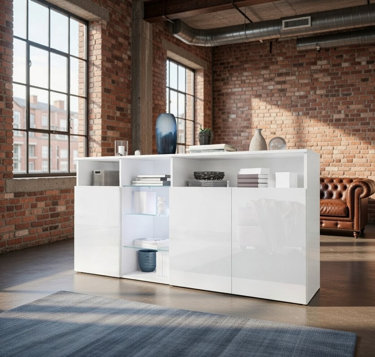 Clark Modern Dressoir – Witte Hoogglans TV-Kast met 3 Deuren, LED Verlichting en Opbergruimte – 150x70x35 cm – Woonkamer & Eetkamer Meubel Novihome