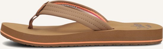 Zij-aanzicht van cognacbruine Reef slippers met gekleurde strepen in de bandjes en oranje accenten.