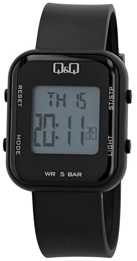 Zwarte Q&Q digitale vierkante herenhorloge met band en zilverkleurige gesp. Display toont 'TH 5 20:11'.