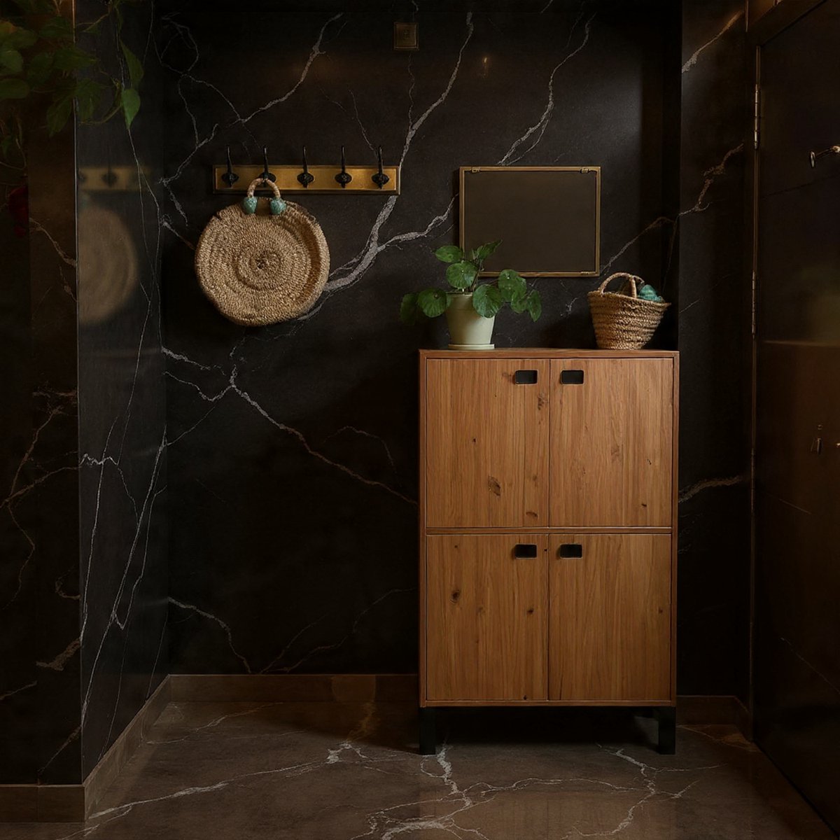 Dinamic Opbergkast van Massief Grenenhout – 4 Deuren & 4 Verstelbare Planken – 105,4 x 70,8 x 33 cm – Multifunctionele Houten Kast voor Woonkamer, Slaapkamer, Kantoor & Kinderkamer (Montessori Stijl) - House&Garden