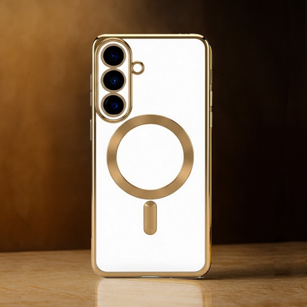 Luxe MagSafe Hoesje Geschikt Voor Galaxy S26 Plus (S26+) – Siliconen met Camera Bescherming en Hoogglans Design - Goud