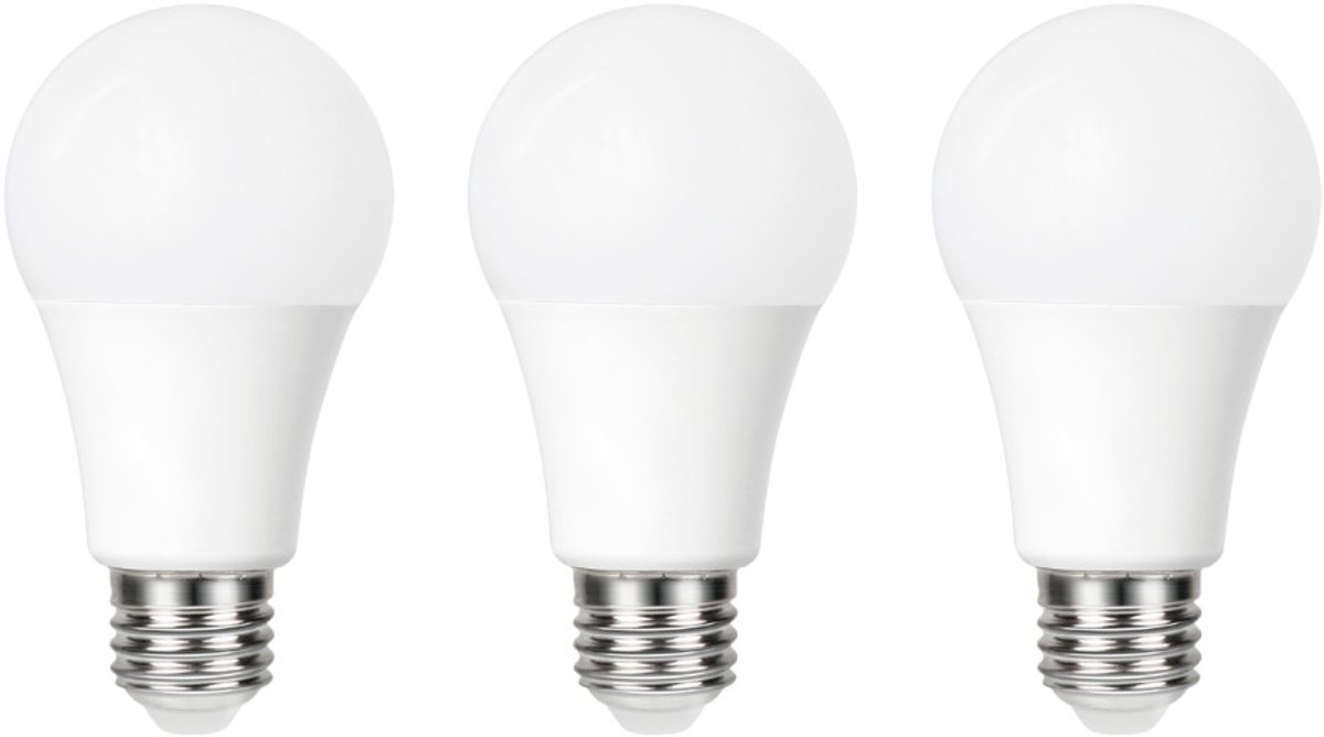 3 Pack - E27 Day/Night Auto Sensor LED Lamp, 5000K, 8W, 806 Lumen, non dimmable