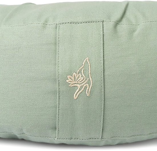 Meditatiekussen halve maan zachtgroen biokatoen (OCS) – 37 cm x 17 cm x 13 cm — afbeelding 2