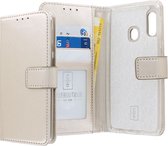 Samsung Galaxy A20e Bookcase hoesje - CaseBoutique - Effen Goud - Kunstleer