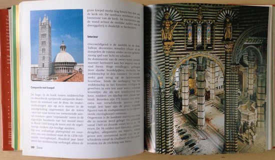 Open boek met een foto van de Duomo van Siena en een interieur.