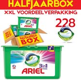 XXL voordeelverpakking | 228 Ariel Colour & Style Pods | Jaarpakket | wasmiddel Capsules | Megavoordeelverpakking XXL 228 wasbeurten | Color | Wascaspsules voor gekleurde was
