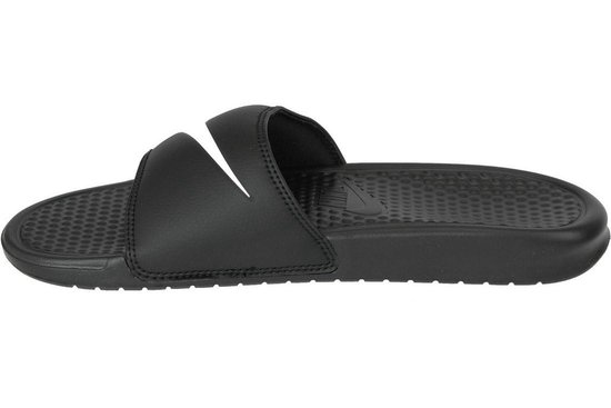 Nike Benassi Swoosh Slippers - Maat 46 - Unisex - zwart/wit | bol.com