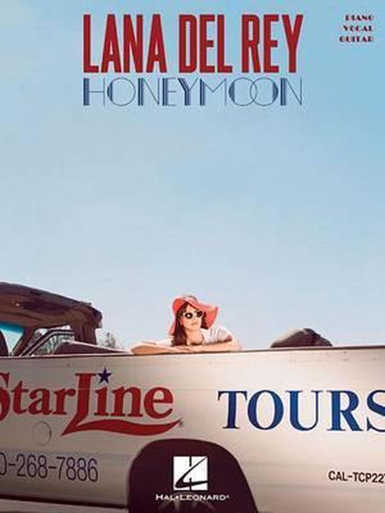 Lana Del Rey "Honeymoon" bladmuziek voor piano, zang en gitaar. Lana met rode hoed, zonnebril en witte top, leunend op Starline Tours bus.