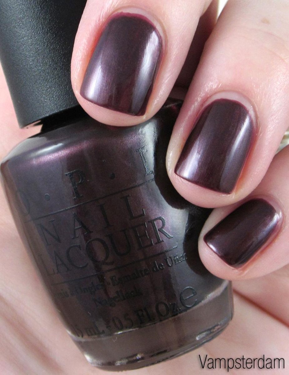 O.P.I Nagellak - Vampsterdam