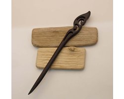 sierlijke houten haarstok in de kleur zwart - haarstokje zwart, haarpin zwart, knot haarstok zwart - sierlijke haarsieraden - sierlijke haaraccessoires - siervorm stokje voor haar - Chinese haarstok - Japanse haarstok - Nederlandse haarstok warm weer
