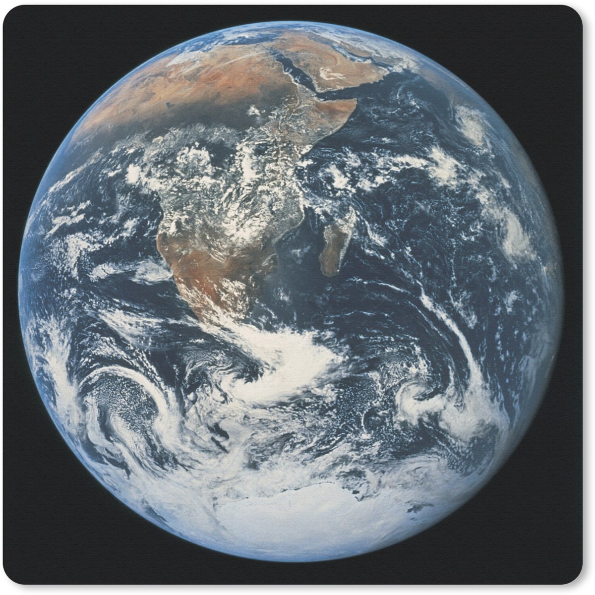 Muismat 30x30 cm - Mousepad De planeet aarde tegen een donkere hemel - Muismatten