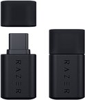 Zwarte Razer USB-C dongle, één met dop, één zonder.