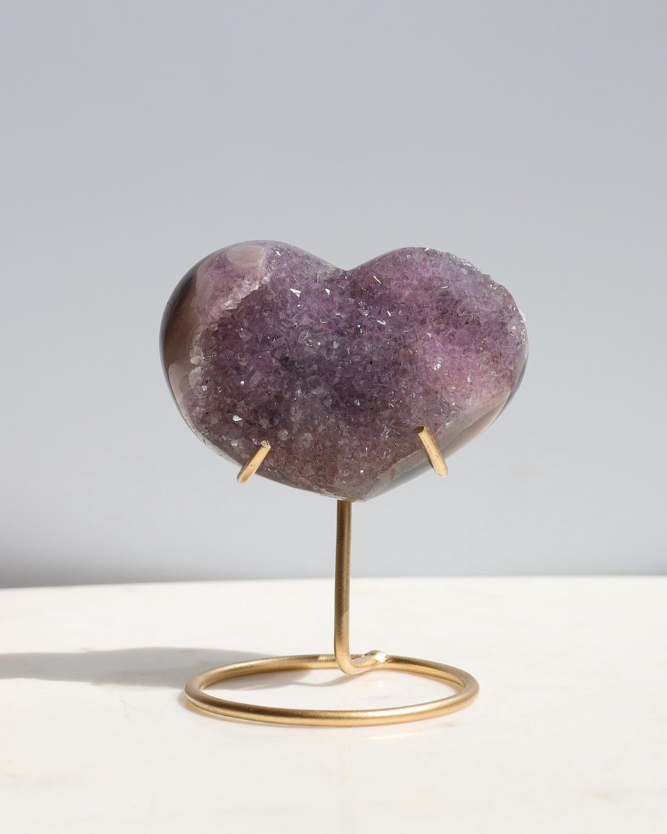 Unique Gemstones - Amethist hartje op standaard - Edelstenen en Mineralen - Kristallen - Spiritualiteit - Woondecoratie
