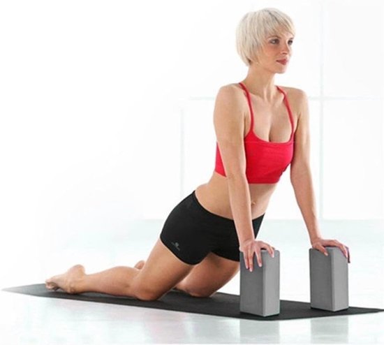 Set de 2 blocs de yoga/fitness, en mousse EVA très dense, écologique et légère ; disponible en différentes couleurs et tailles