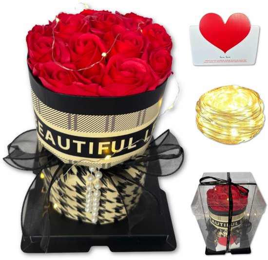 Romantisch boeket met rode rozen en chocolade Romantisch boeket met rode rozen en chocolade