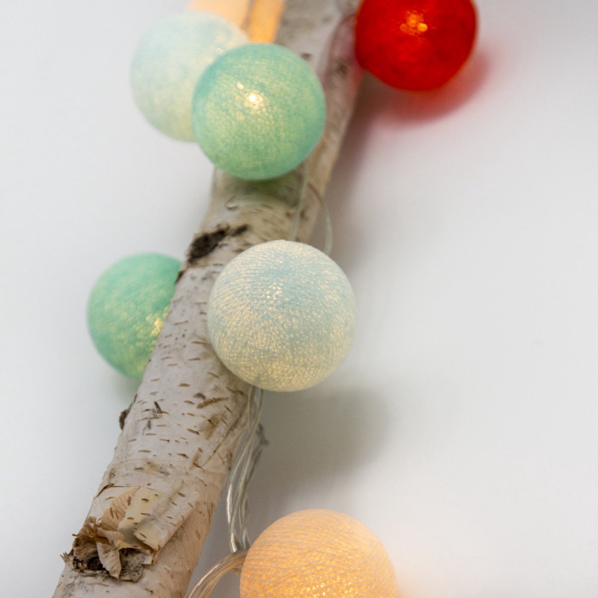 Cotton Ball Lights - LED lichtslinger voor binnen - Handgemaakt en Fairtrade - 50 lampjes - Sunset