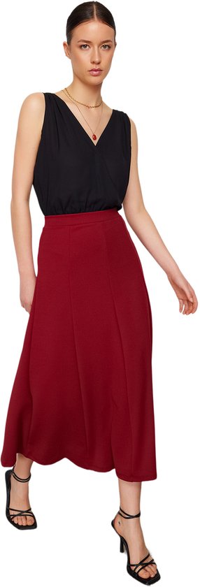 Trendyol Zwarte Uitlopende Maxi Flexibele Midi Gebreide Rok Twoss24Et00156