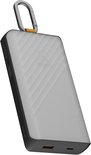 Grijze Xtorm powerbank 10.000 mAh met ribbelpatroon en karabijnhaak.
