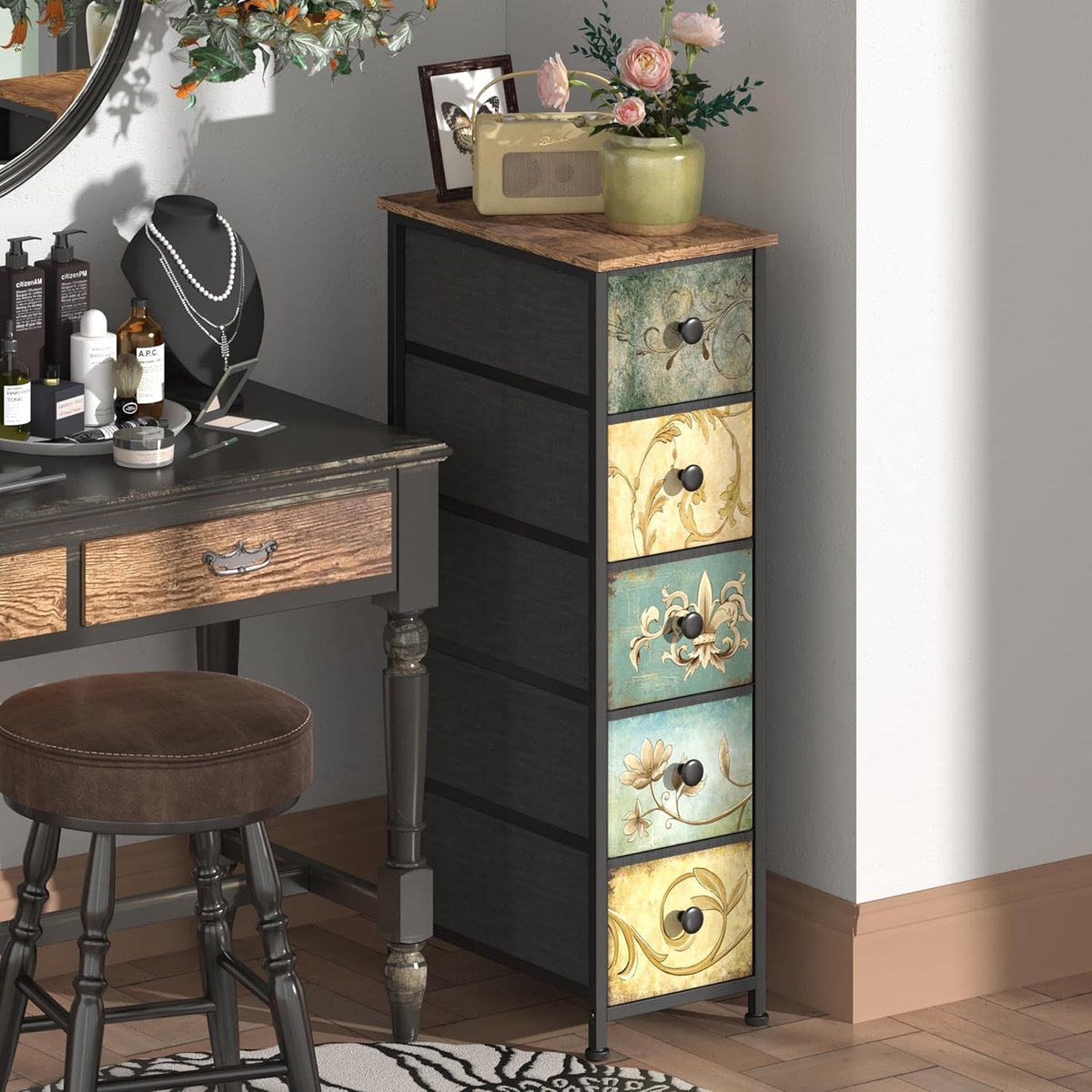 Witte commode met 4 lades en 1 deur 97x45 cm Witte commode met 4 lades en 1 deur 97x45 cm