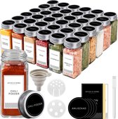 S.old 36 Glazen Kruidenpotjes Vierkant met Deksel en Stickers - Kruidenstrooier - Spice Jars - Complete set met 2 Soorten Strooideksels, Voorbedrukte Stickers en Trechter - Inhoud 120 mL