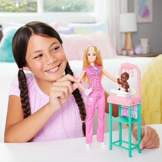 Barbie Babydokterspop - Babydokterset met barbiepop van Mattel — afbeelding 5