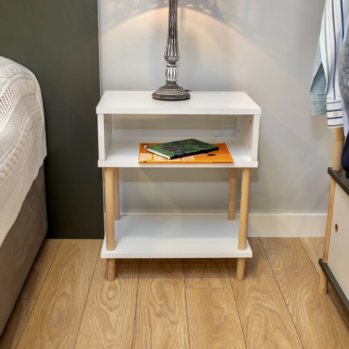 City of Wood Modern Nachtkastje met Twee Planken - Open Opberg Nachtkastje met Houten Poten - Wit